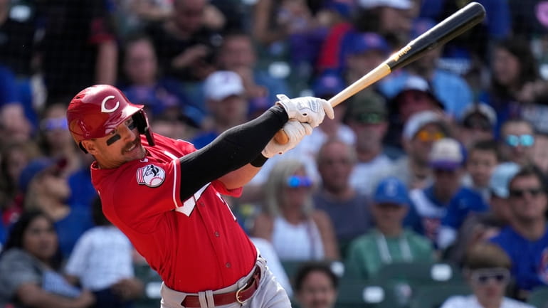 Reds' Tyler Stephenson hits home run in FIRST EVER at-bat