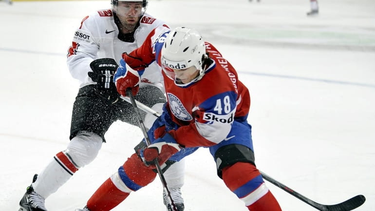 IIHF VS NHL Ice surface differences. : r/hockey