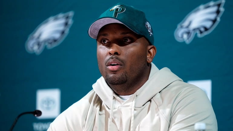 Eagles fire offensive coordinator Brian Johnson, AP source says - Newsday
