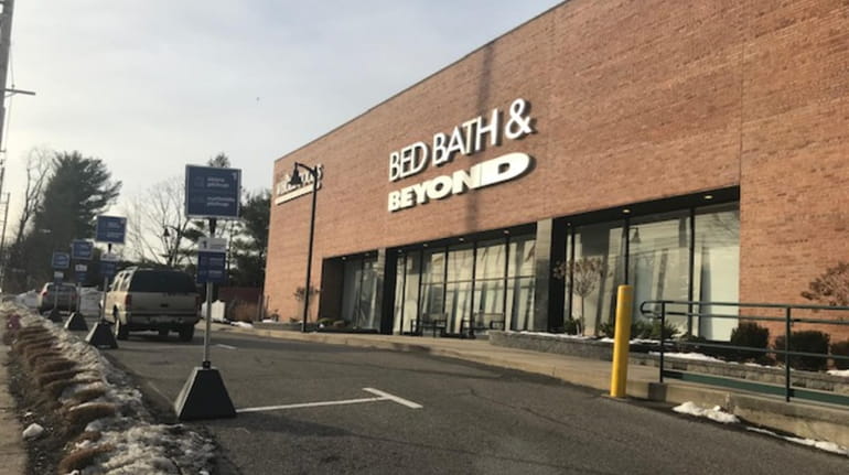Bed Bath & Beyond, which is closing its Manhasset store, reports...