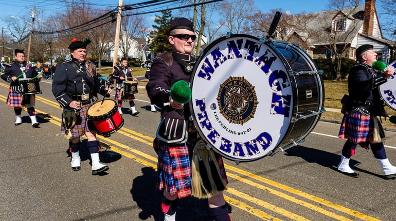 The Wantagh pipe-band marches in Wantagh's first St. Patrick's Day...