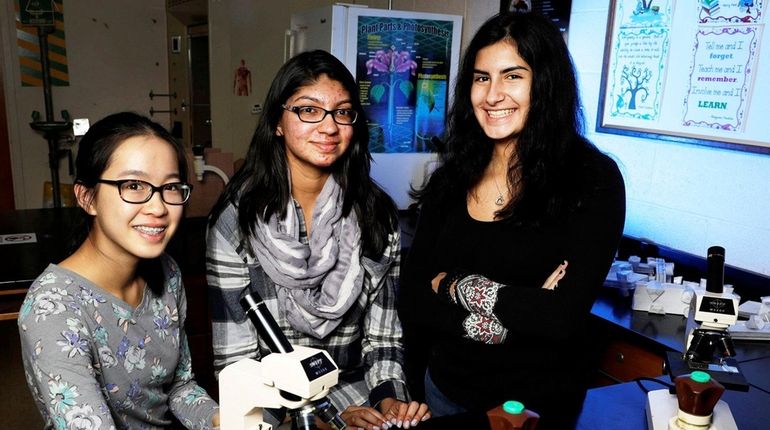 Left to right, Jiachen Lee, Arooba Ahmed and Jillian Parker...