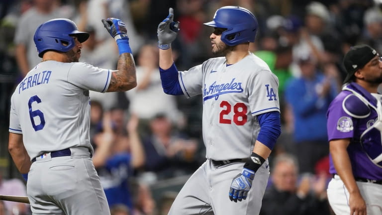 J.D. Martinez hits two homers against former team, Dodgers down Tigers, 8-3